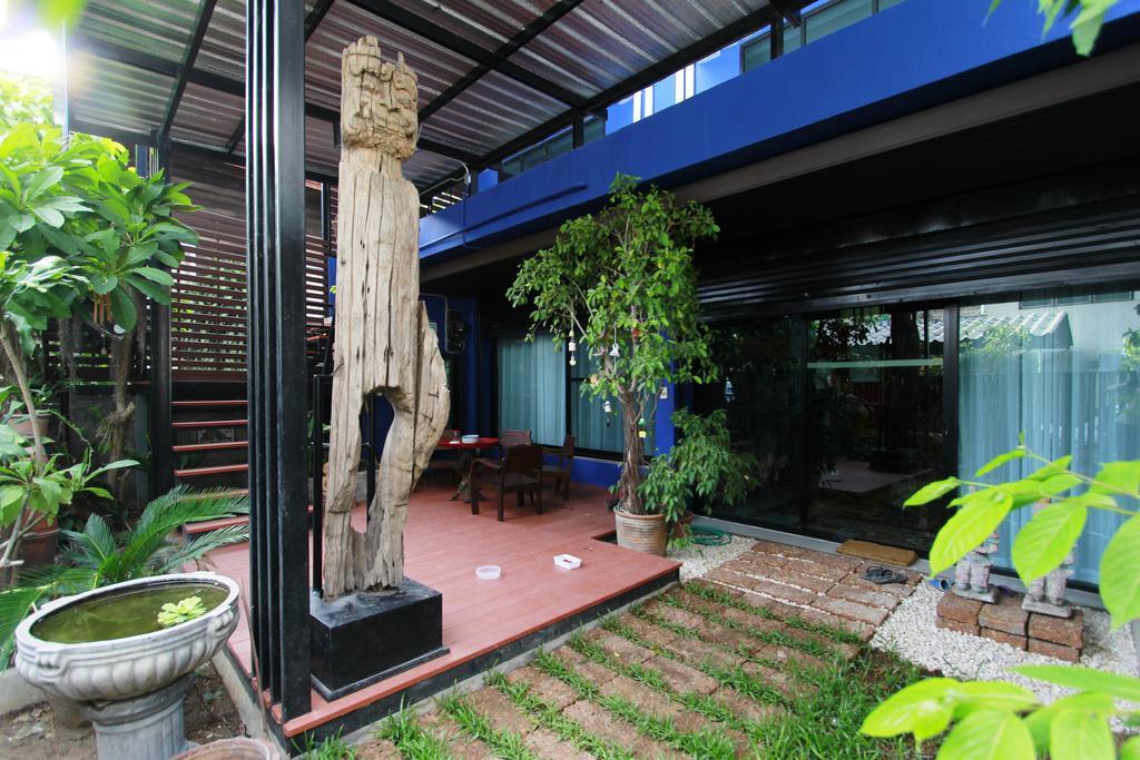Chez Pom Hotel Chiang Mai Exterior foto