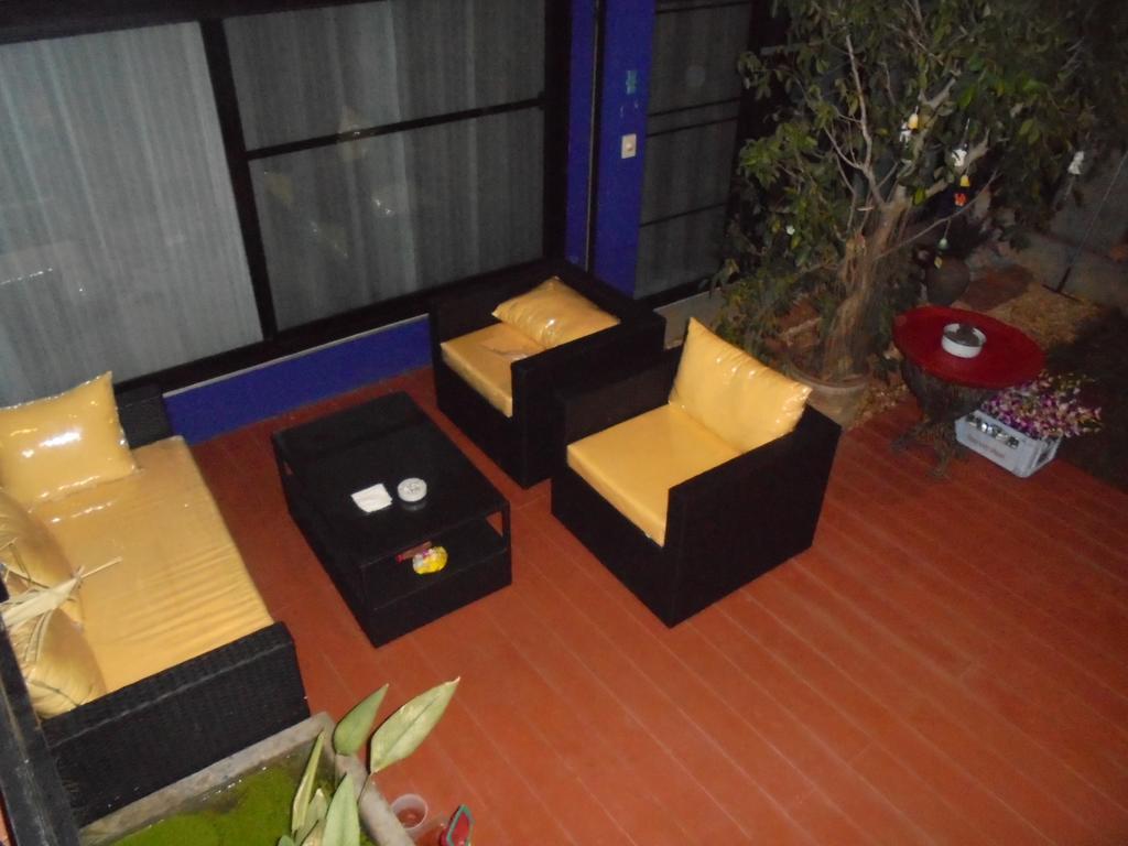 Chez Pom Hotel Chiang Mai Exterior foto