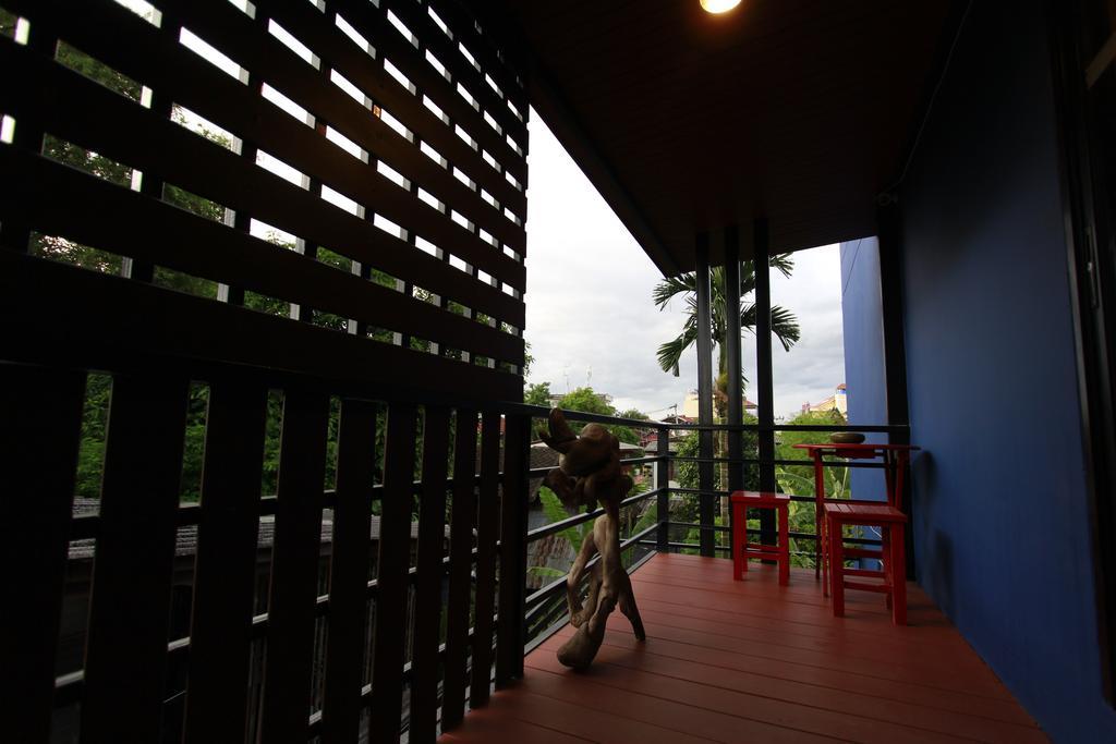 Chez Pom Hotel Chiang Mai Exterior foto